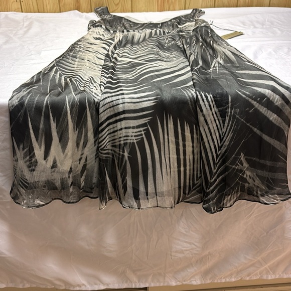 Adrienne Vittadini Black and White Dress - Picture 6 of 9